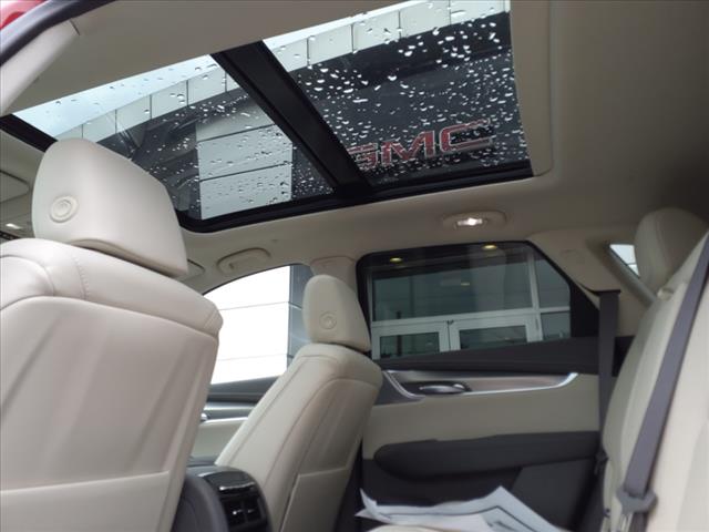 2025 Cadillac XT5 Premium Luxury - Photo 8