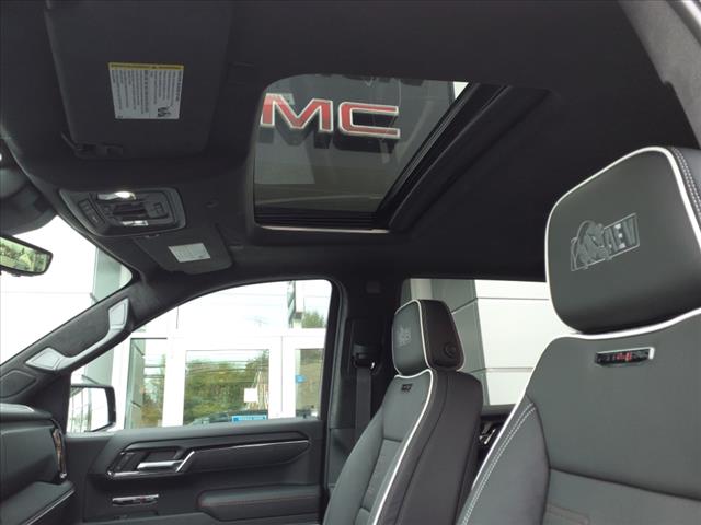 2024 GMC Sierra 1500 AT4X - Photo 8