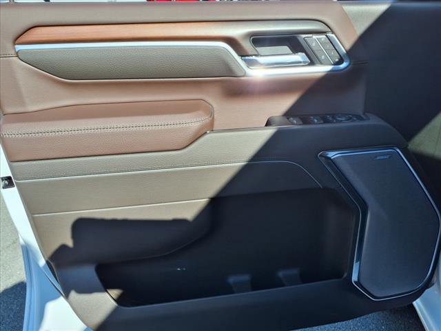 2025 GMC Sierra 3500HD Denali - Photo 9
