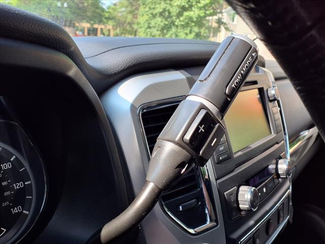 2019 Nissan Titan SV