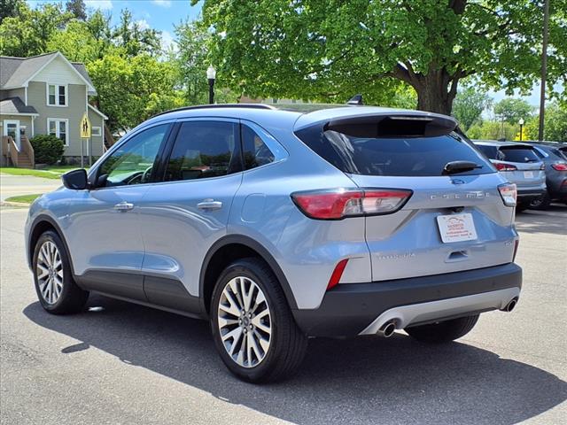 2022 Ford Escape Titanium