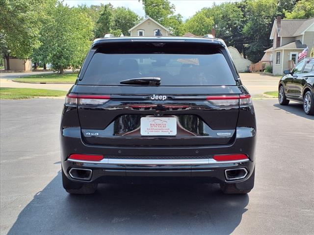2023 Jeep Grand Cherokee Summit