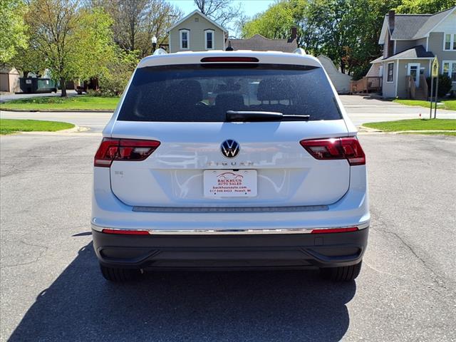 2022 Volkswagen Tiguan SE