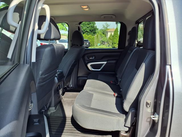 2019 Nissan Titan SV
