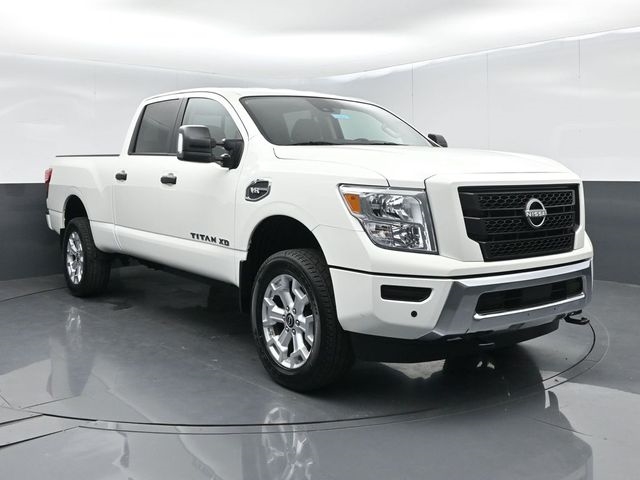 2024 Nissan Titan XD SV 