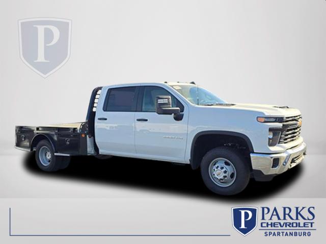 2025 Chevrolet Silverado 3500HD CC Work Truck