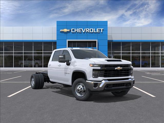 2026 Chevrolet Silverado 3500HD CC Work Truck