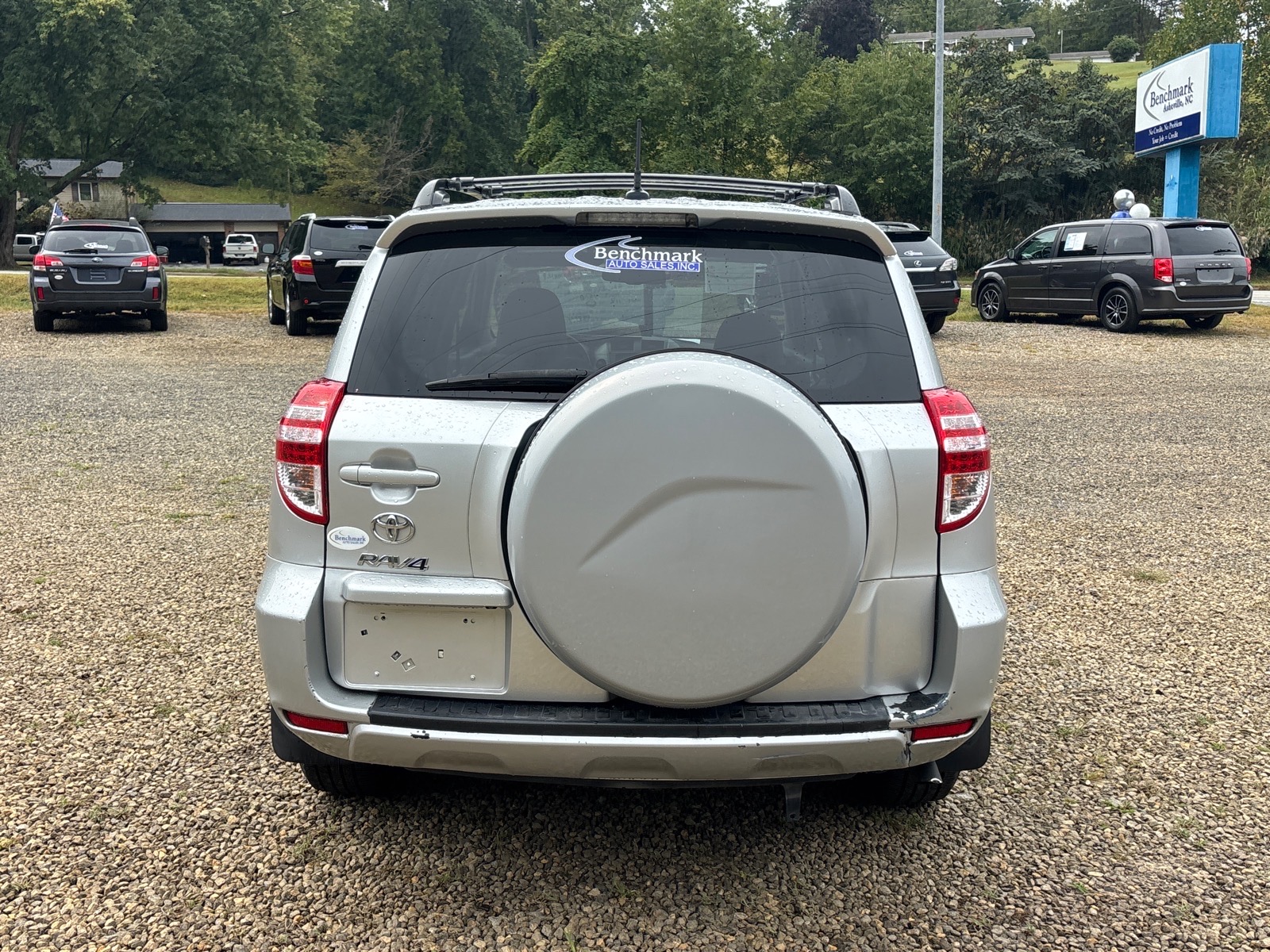 2011 Toyota RAV4 Base - Photo 10