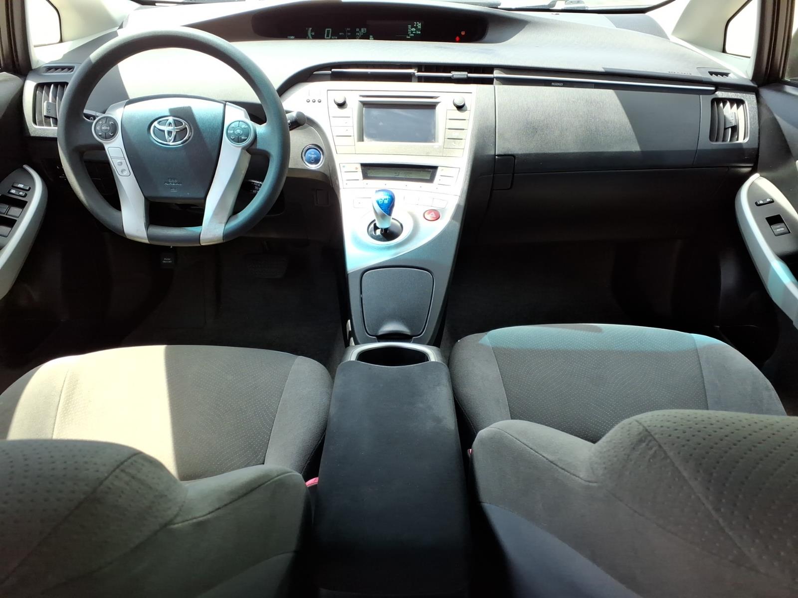 2013 Toyota Prius Two - Photo 10