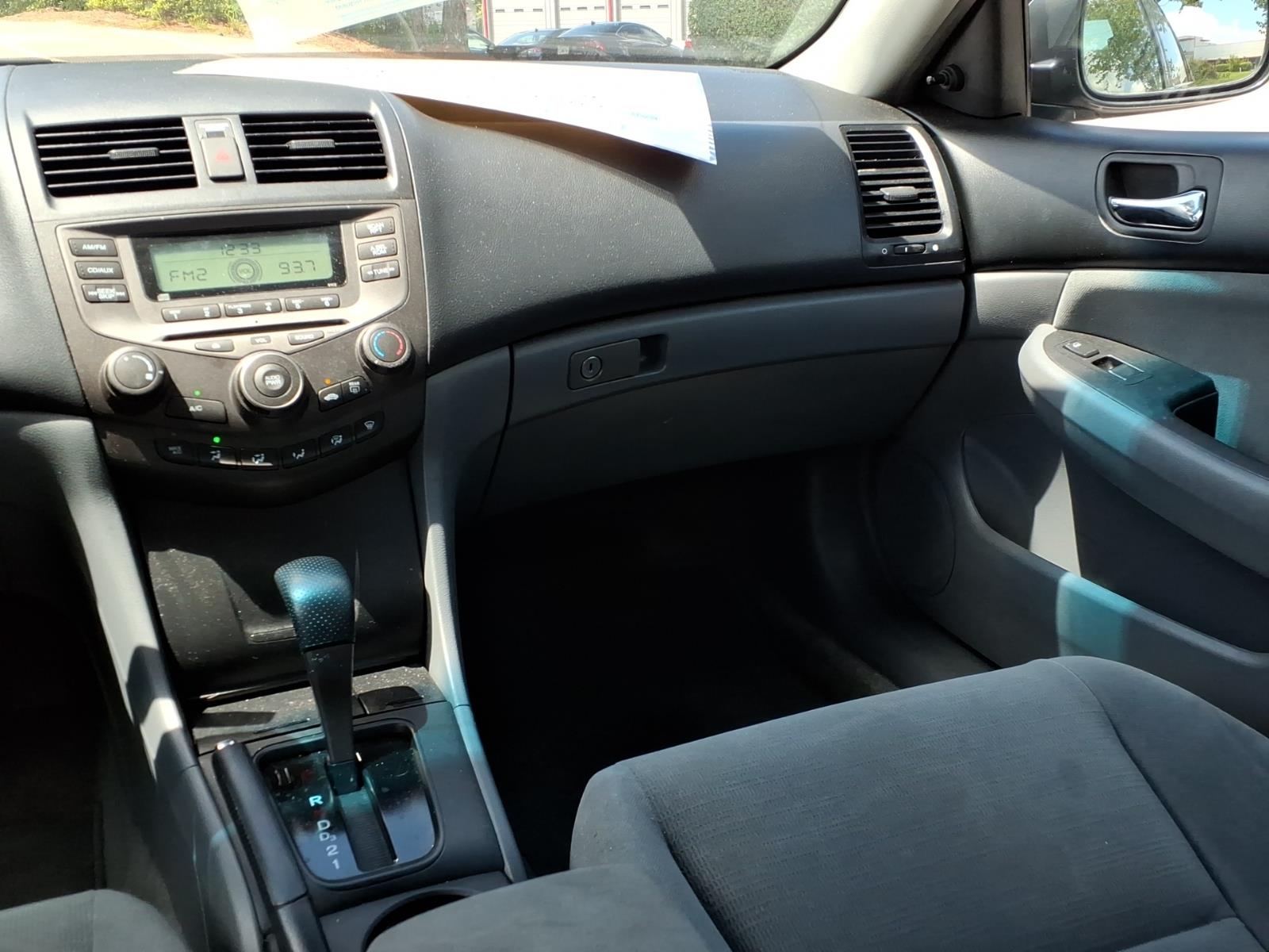 2007 Honda Accord VP - Photo 11