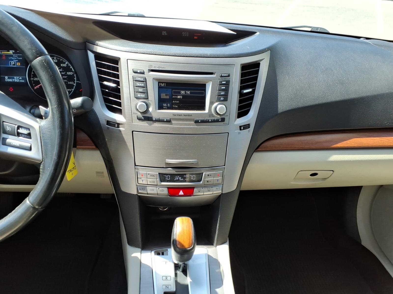 2013 Subaru Outback Limited - Photo 12