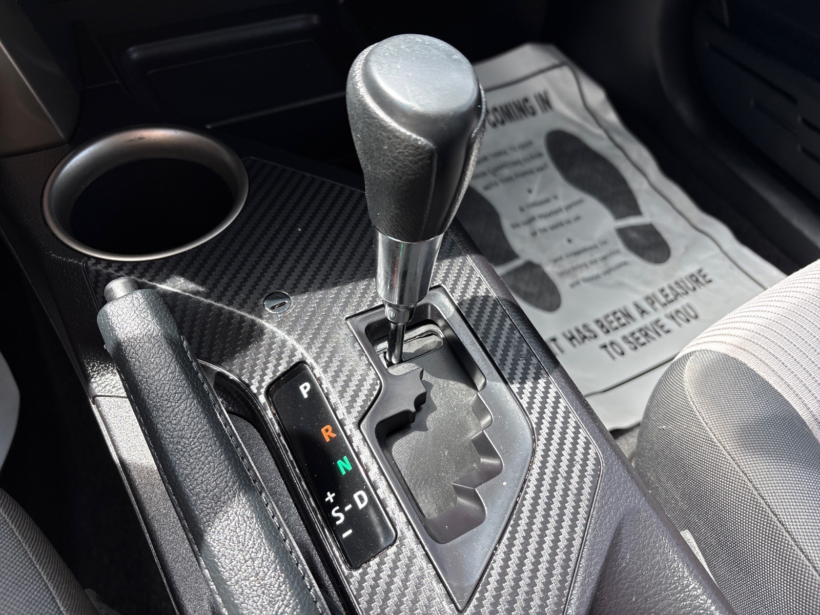 2013 Toyota RAV4 LE - Photo 13