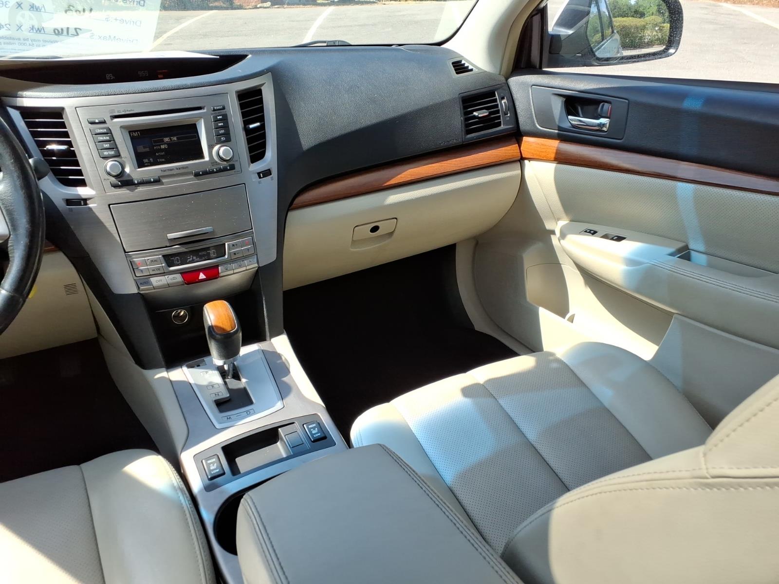 2013 Subaru Outback Limited - Photo 13