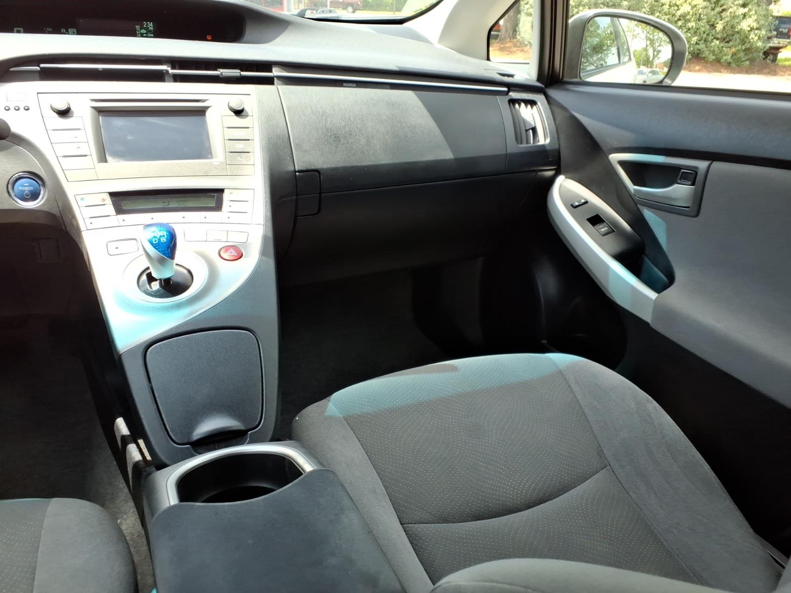 2013 Toyota Prius Two - Photo 13
