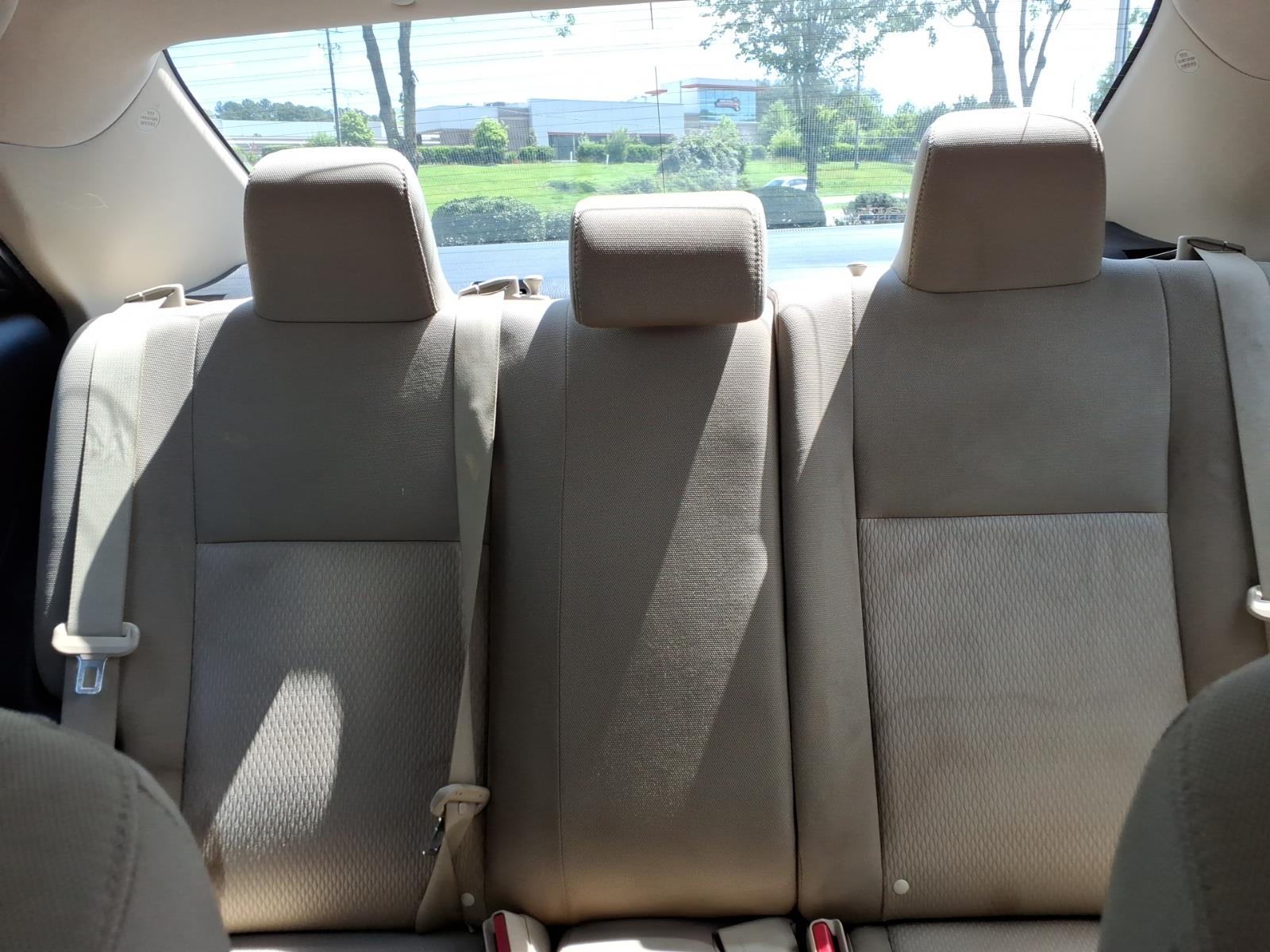 2014 Toyota Corolla LE - Photo 15