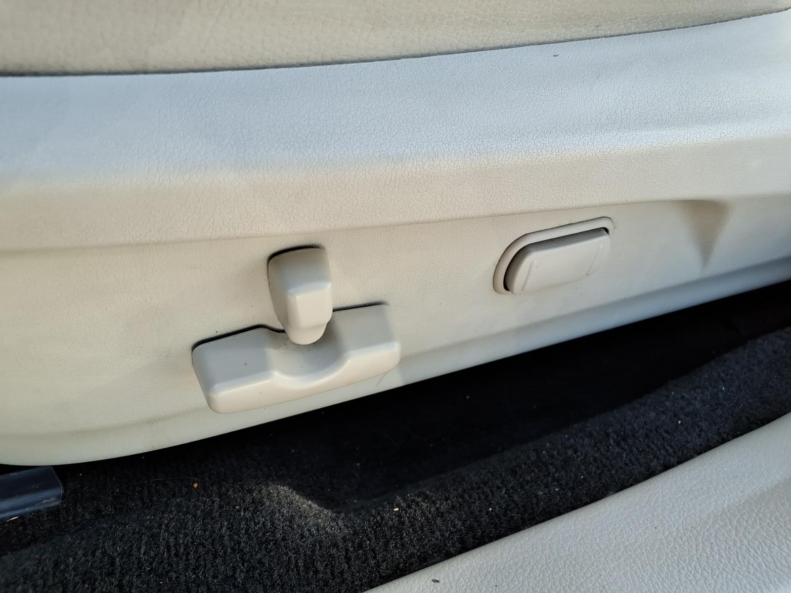 2013 Subaru Outback Limited - Photo 15