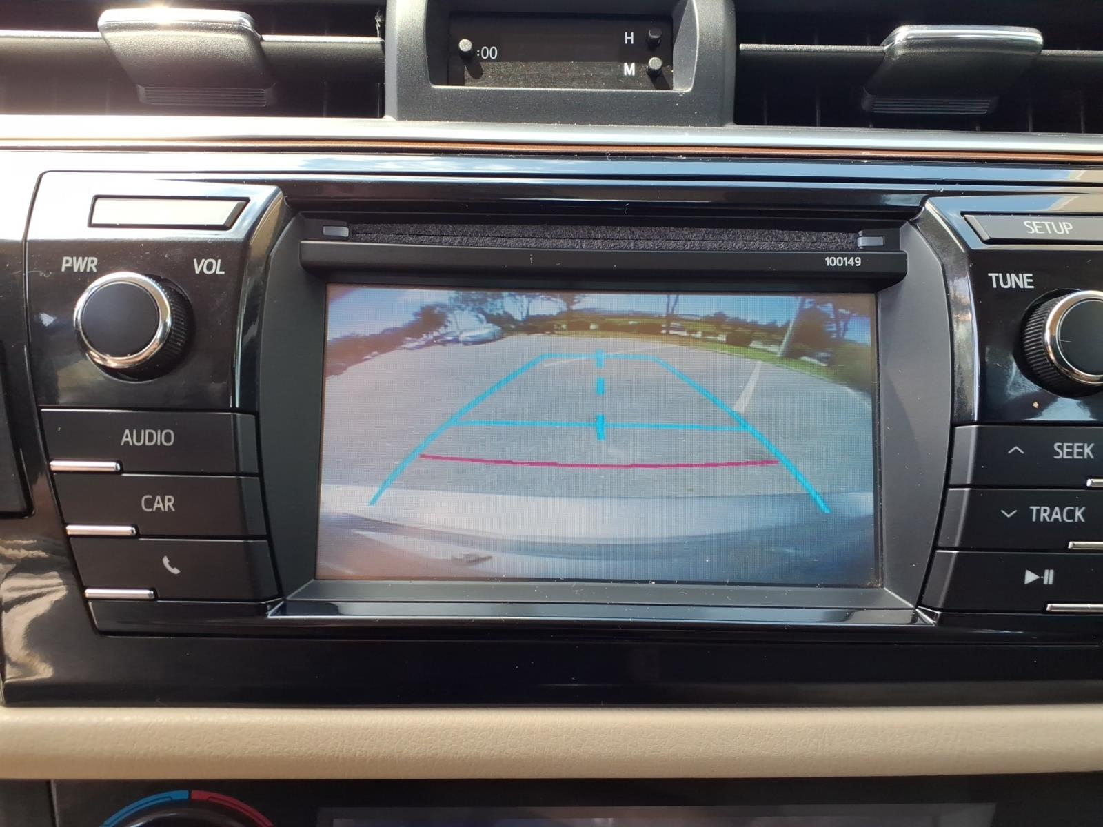 2014 Toyota Corolla LE - Photo 16