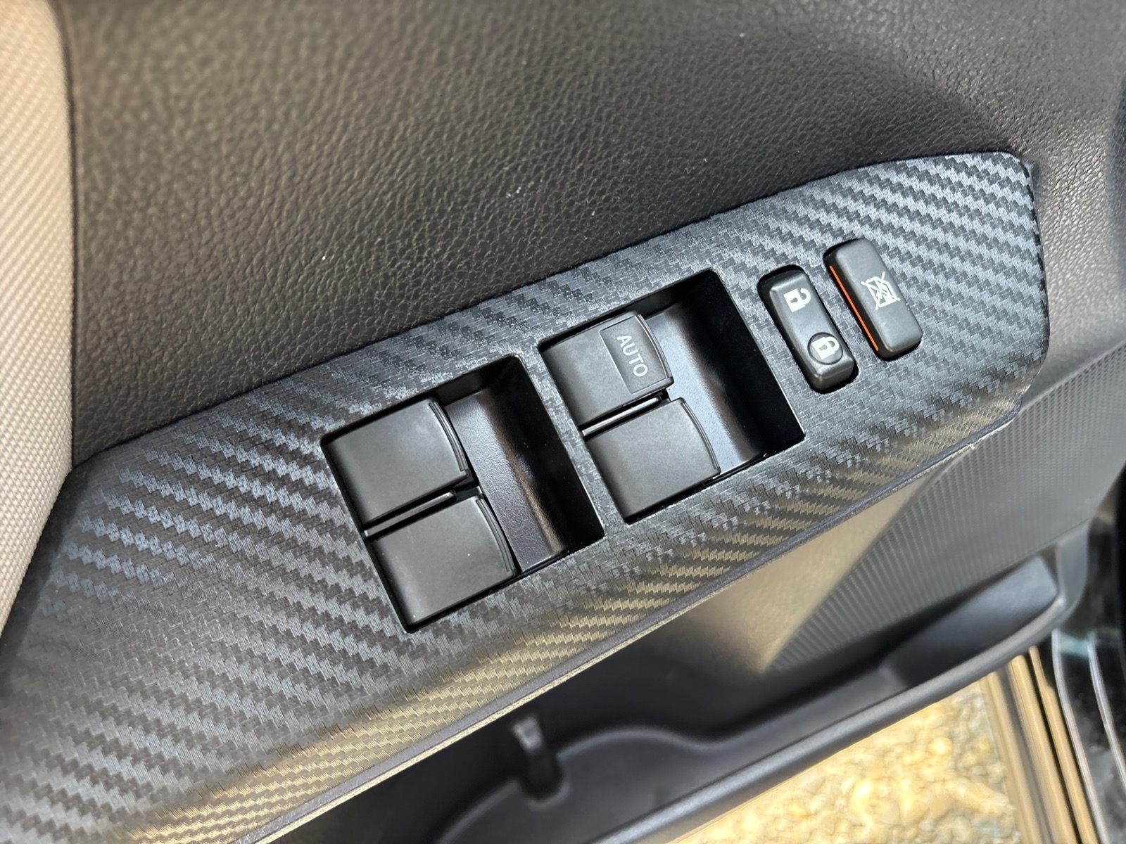 2013 Toyota RAV4 LE - Photo 16
