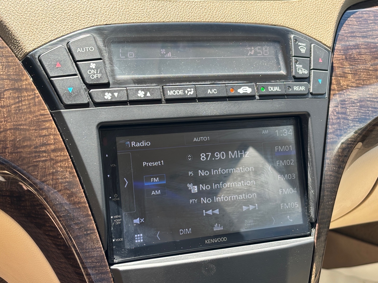 2011 Acura MDX Base - Photo 17