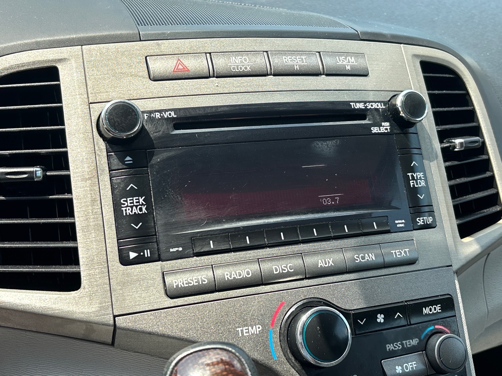 2011 Toyota Venza Base - Photo 18