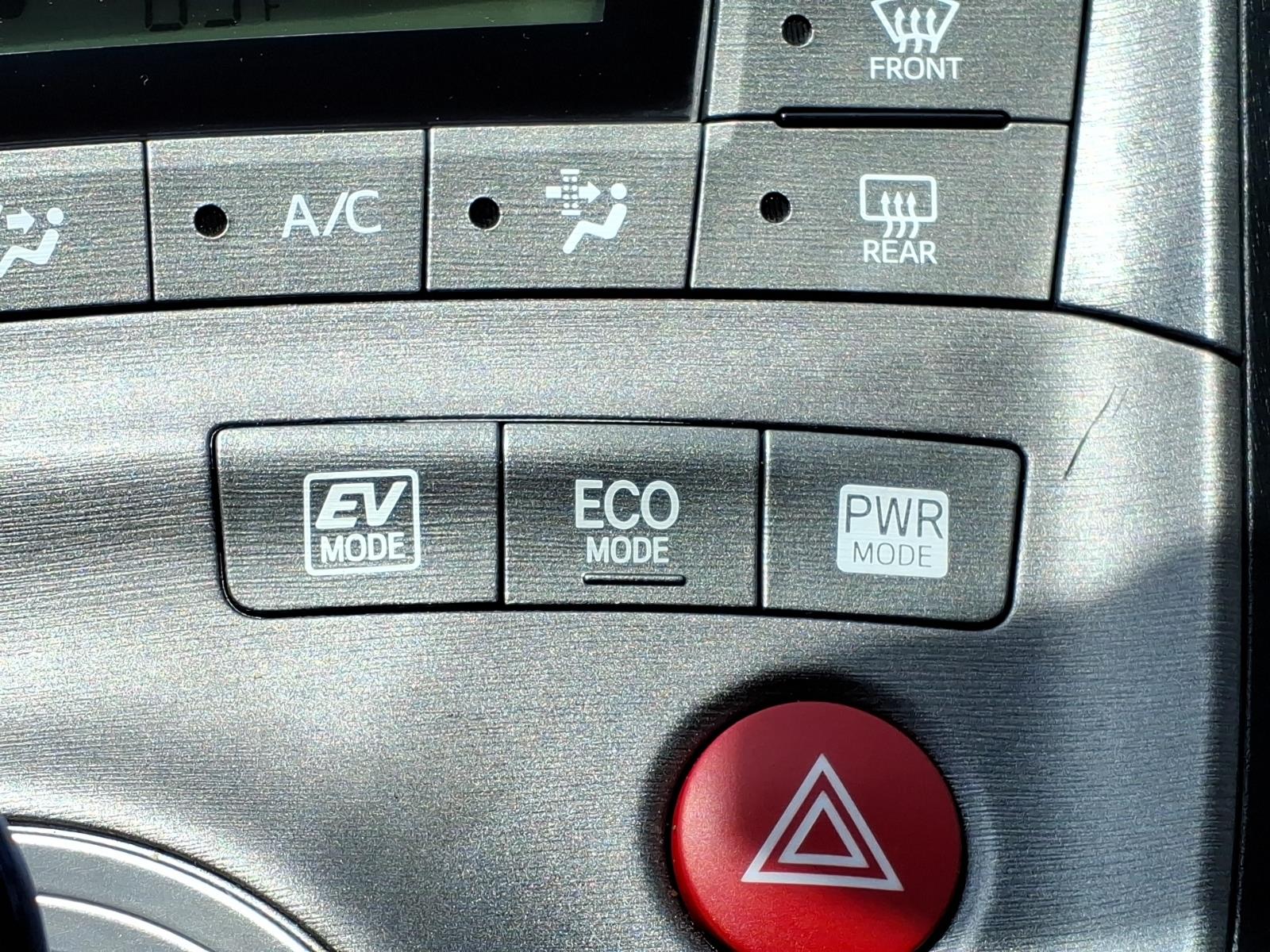 2013 Toyota Prius Two - Photo 19