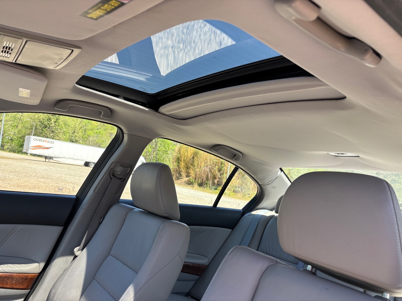 2011 Honda Accord EX-L - Photo 23