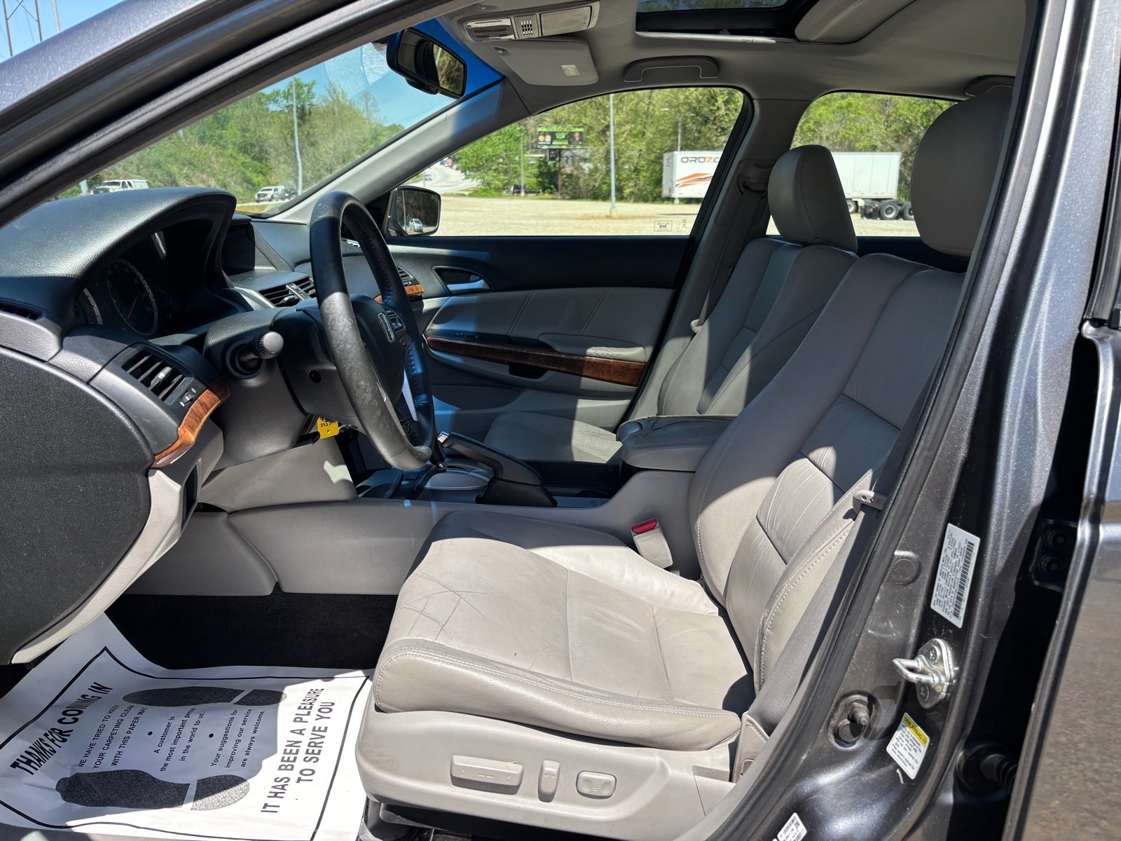 2011 Honda Accord EX-L - Photo 24