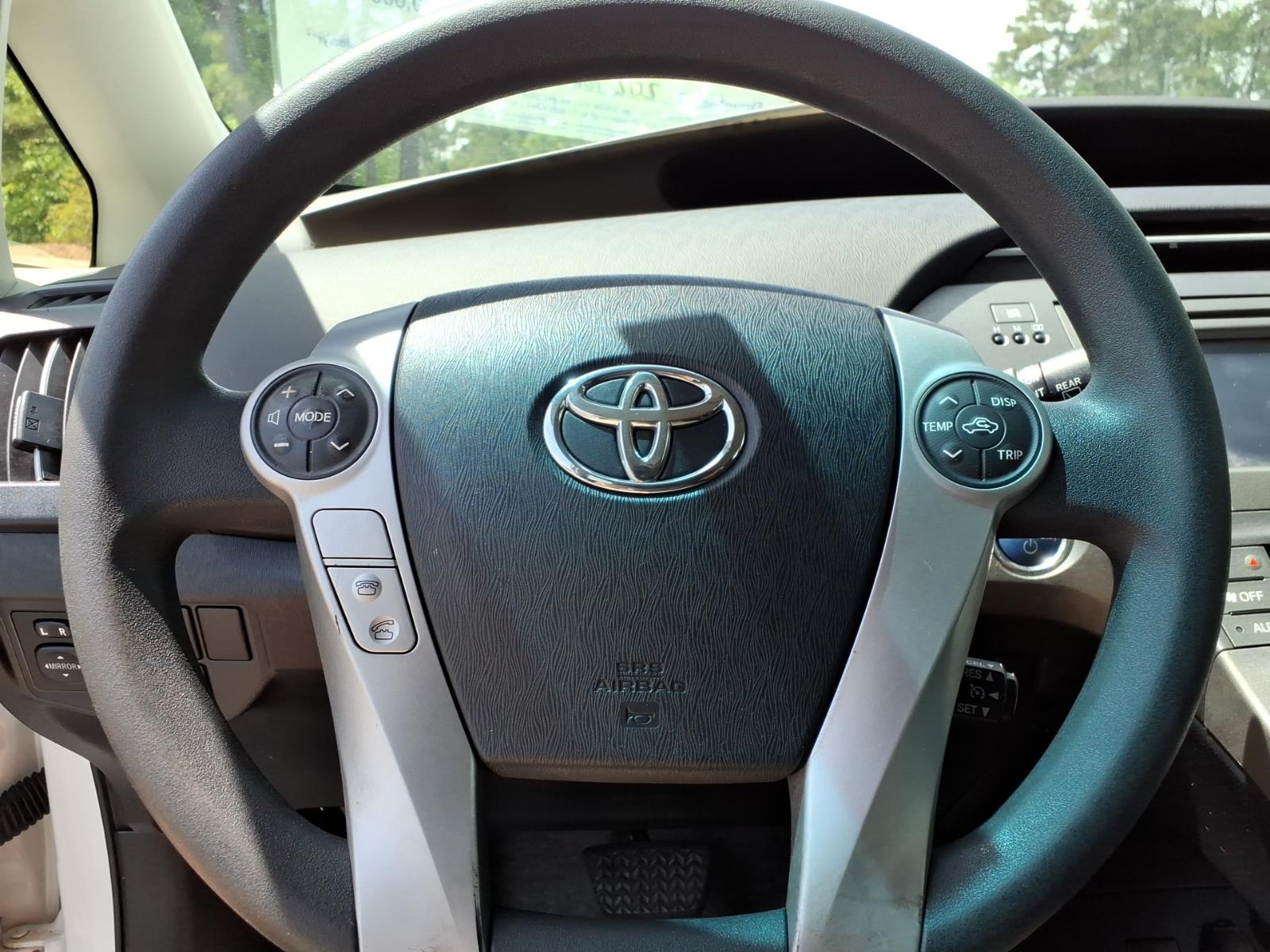2013 Toyota Prius Two - Photo 24