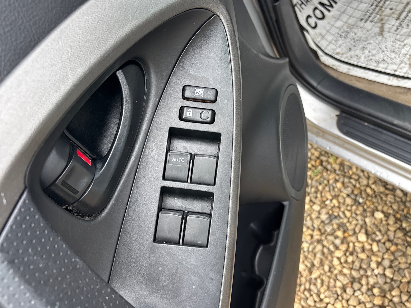 2011 Toyota RAV4 Base - Photo 25
