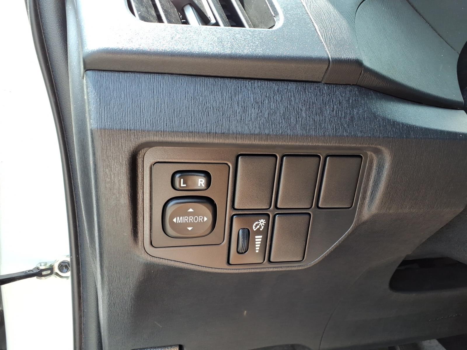 2013 Toyota Prius Two - Photo 25