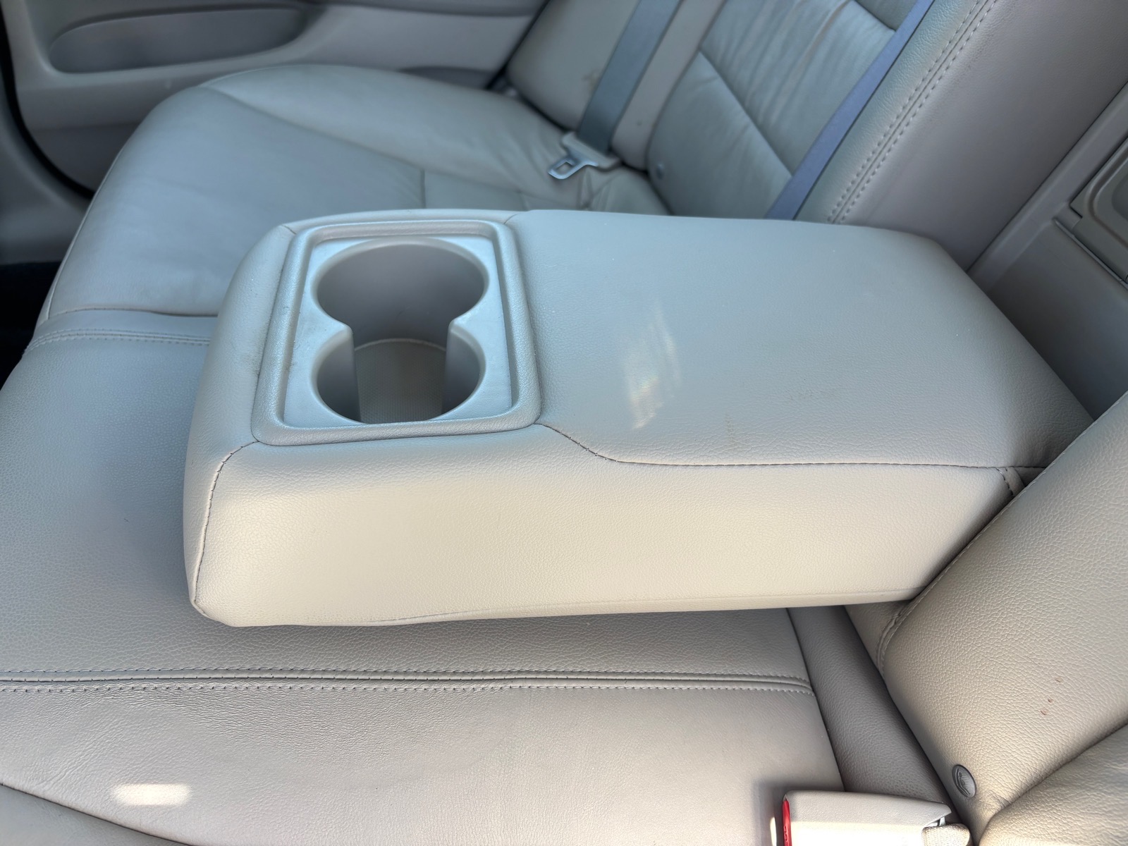2011 Honda Accord EX-L - Photo 26