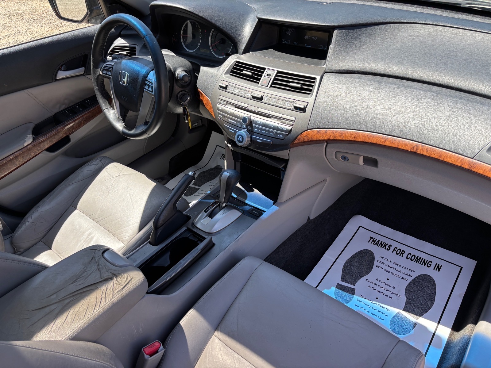 2011 Honda Accord EX-L - Photo 30
