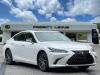 2023 Lexus ES 300h