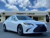 2025 Lexus ES 300h