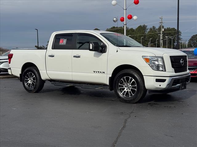 2021 Nissan Titan SV