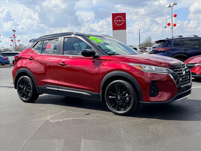 2023 Nissan Kicks SR