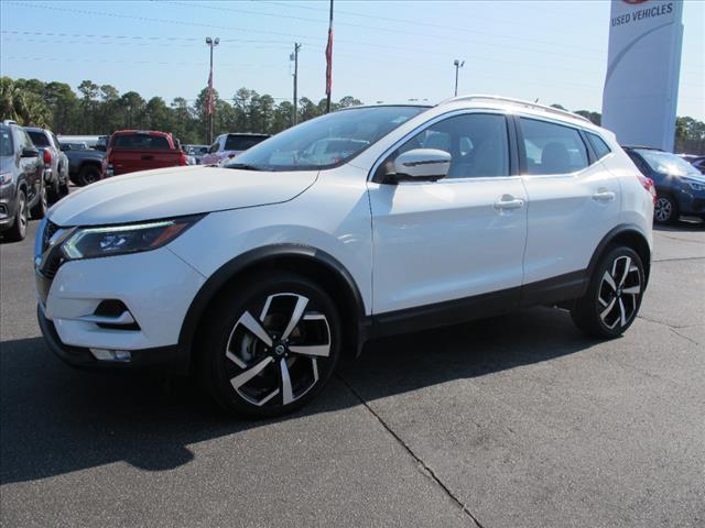 2022 Nissan Rogue Sport SL