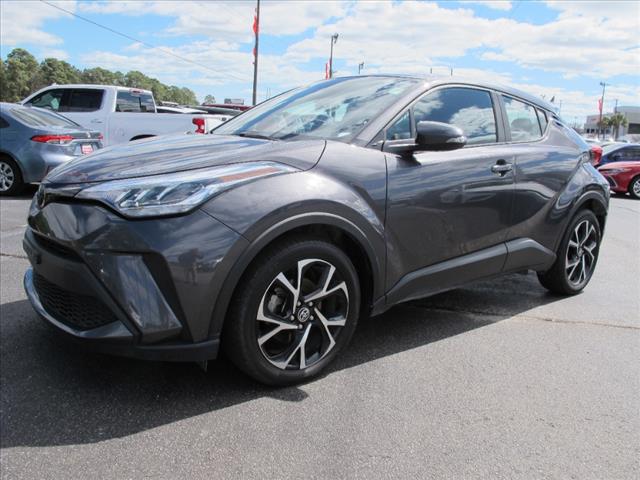 2022 Toyota C-HR XLE