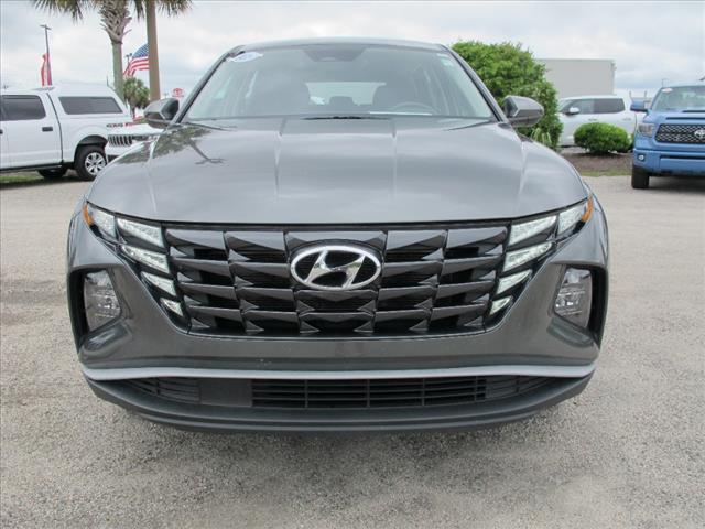 2023 Hyundai TUCSON SE