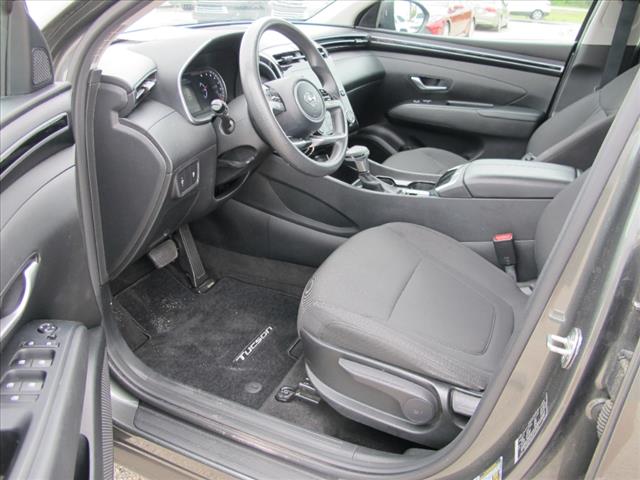 2023 Hyundai TUCSON SE