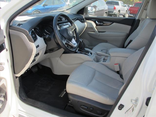 2022 Nissan Rogue Sport SL