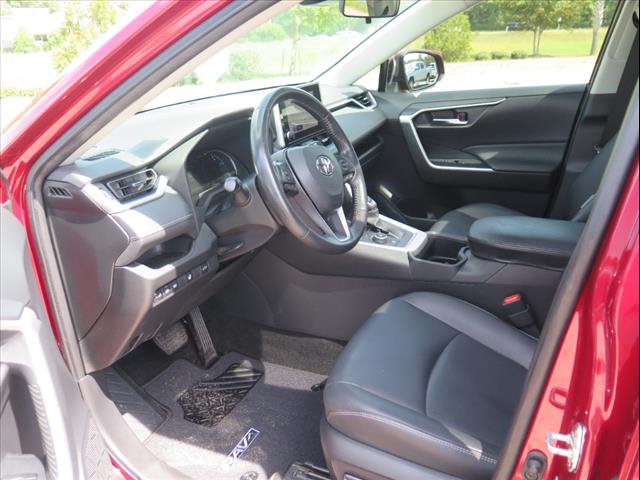 2023 Toyota RAV4 Hybrid XLE Premium