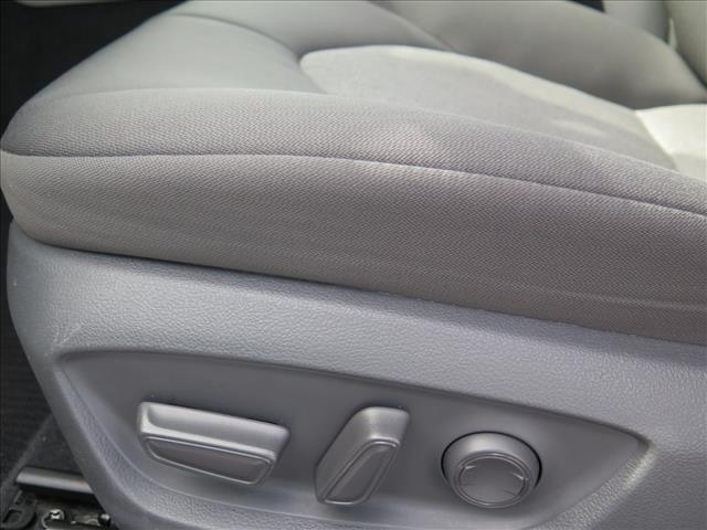 2019 Toyota Camry Hybrid LE