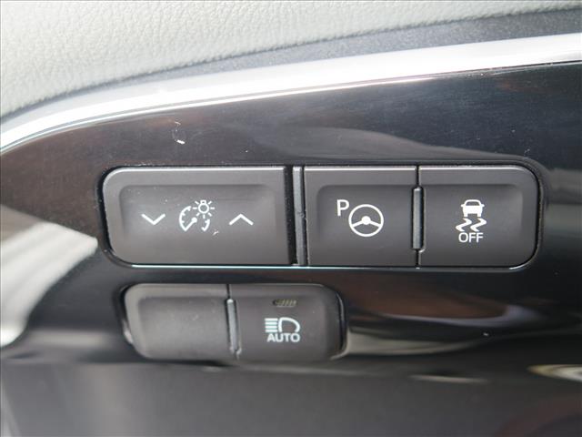 2018 Toyota Prius Four