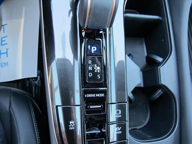 2025 Toyota Crown Signia XLE