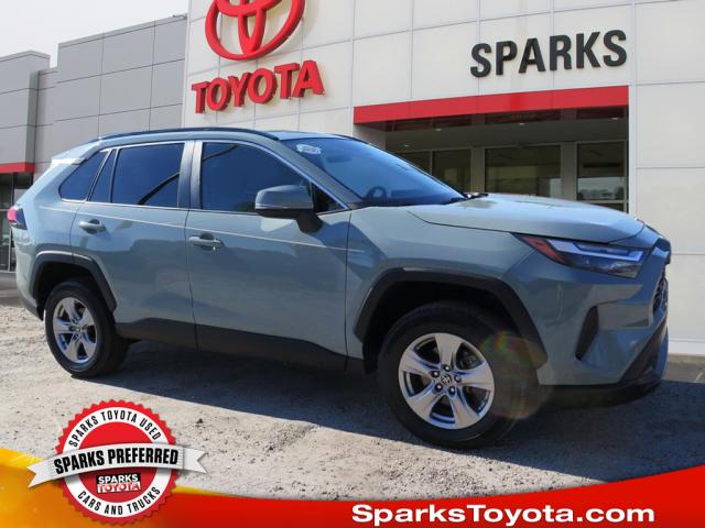 2022 Toyota RAV4 XLE