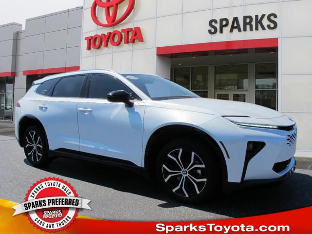 2025 Toyota Crown Signia XLE