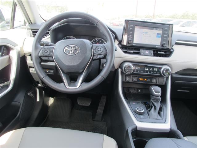2021 Toyota RAV4 Hybrid XLE Premium