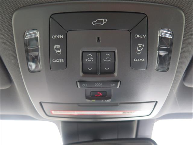 2022 Toyota Sienna Platinum 7-Passenger