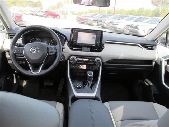 2021 Toyota RAV4 Hybrid XLE Premium